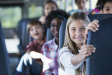 enfants dans un bus scolaire